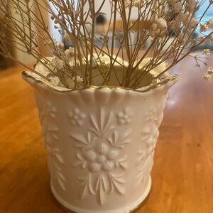 Aynsley Camellia Fine Bone China Small Vase Cachepot Gold Trim England